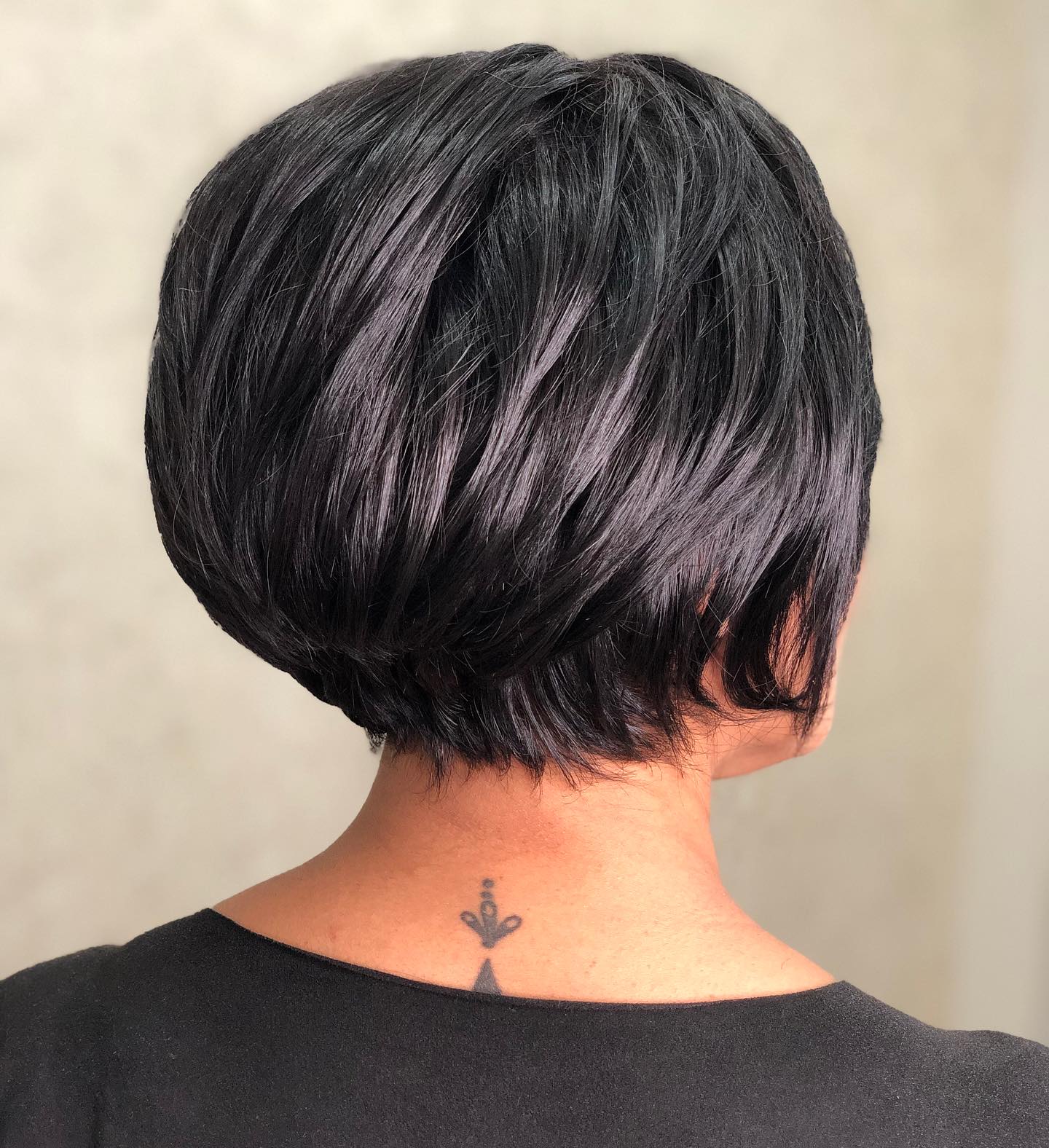 Stacked Layered Pixie with Textured Ends